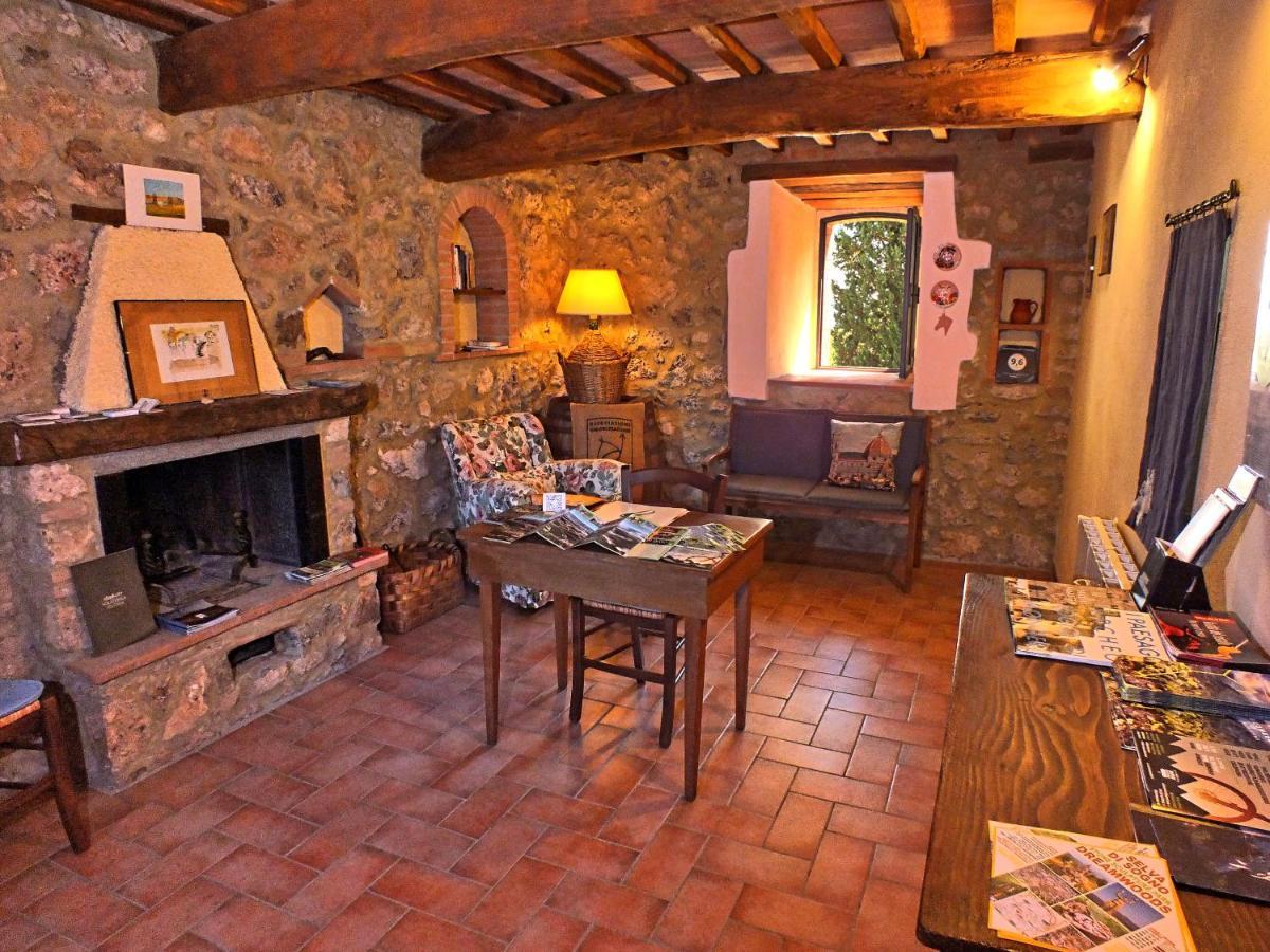 Agriturismo Colli Di Travale Montieri Exteriér fotografie